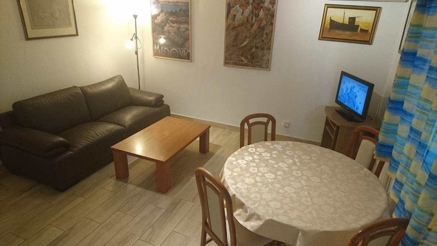 Apartments Mila Макарска Экстерьер фото
